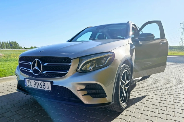 Mercedes-Benz GLC cena 165000 przebieg: 91214, rok produkcji 2019 z Koszalin małe 211